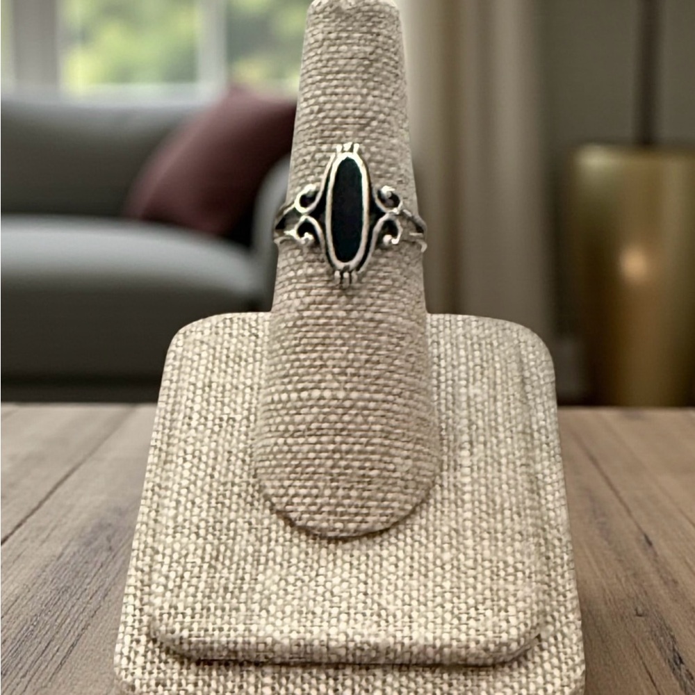NWT 925 Sterling Silver With Black Agate Ring! Available in Sizes 5-10! NEW!